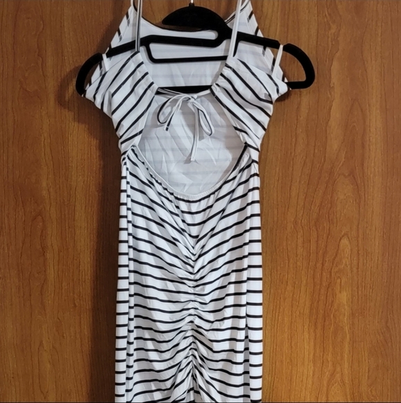 SHEIN Sexy Striped Bodycon Strappy Backless Maxi Dress, Black & White Pinstripe - Picture 4 of 7